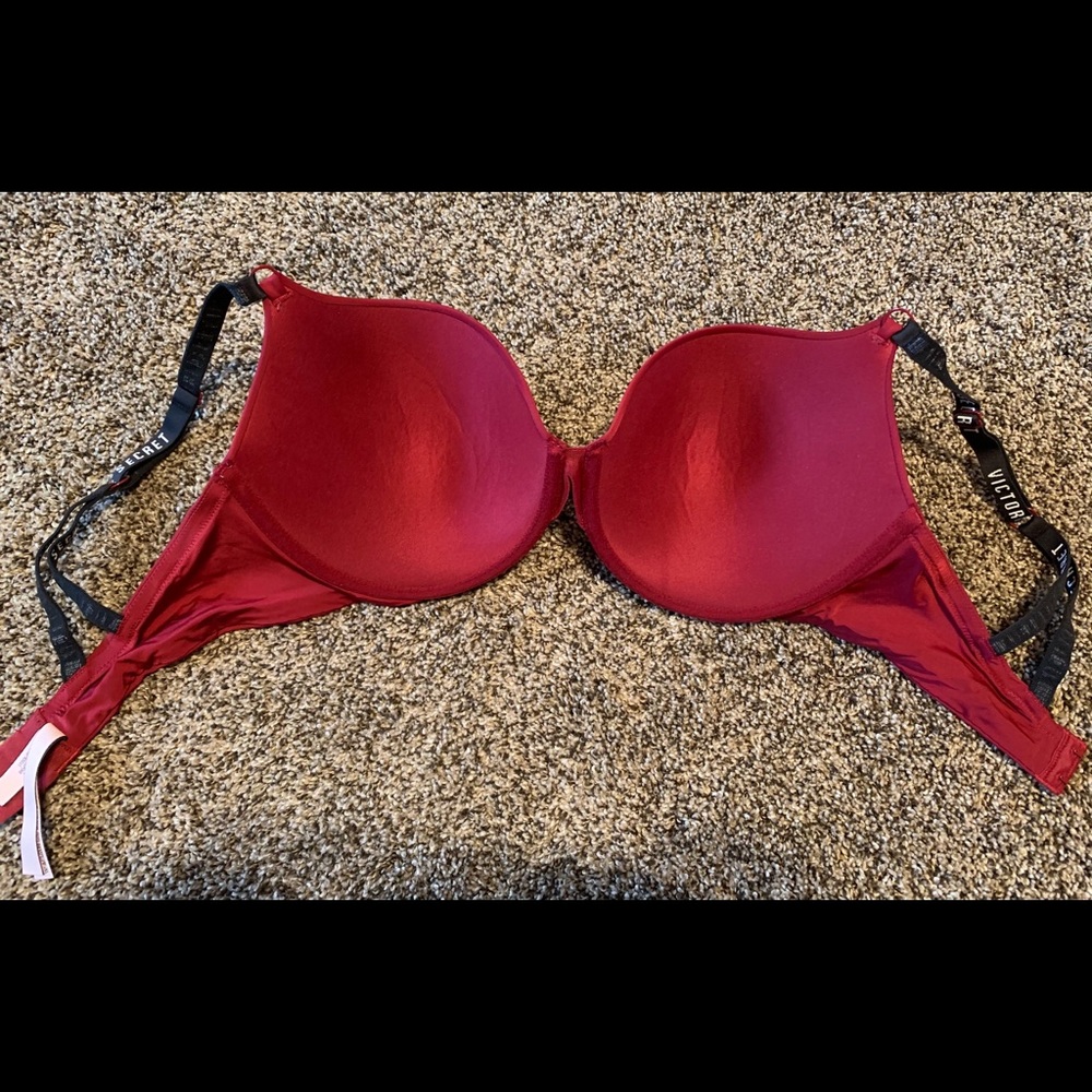 Victoria’s Secret bra size 36 DD